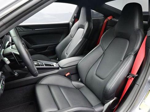 Certified 2026 Porsche 911 Carrera 4S image 5