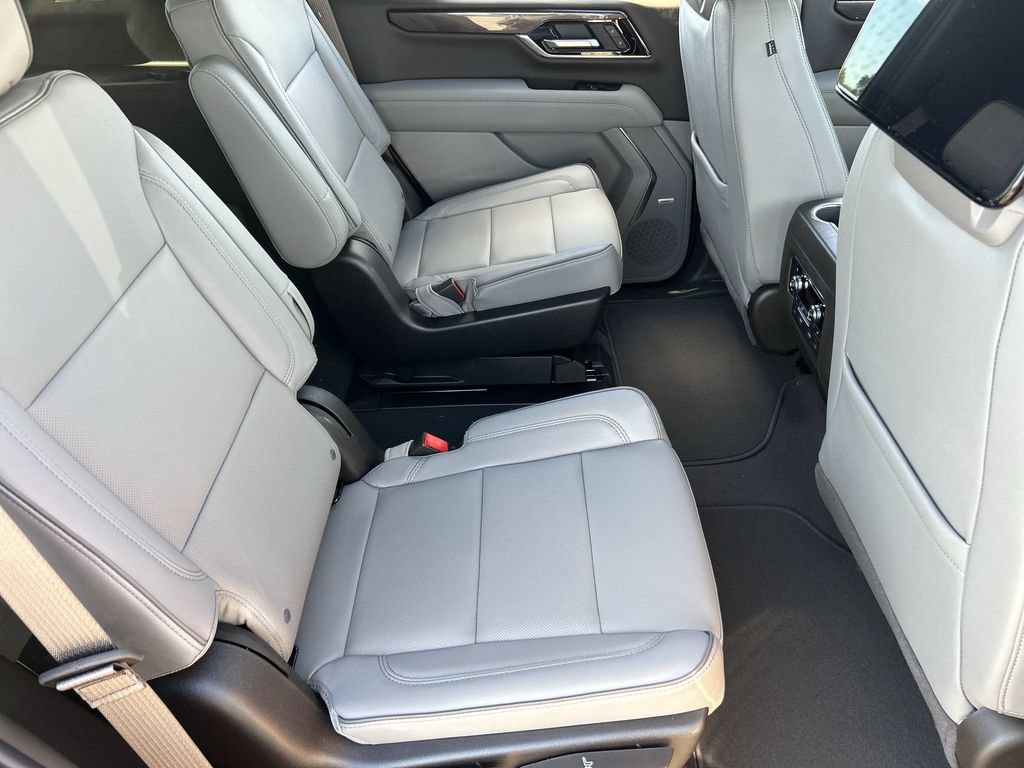 New 2026 GMC Yukon Elevation w/ Elevation Premium Package AWD/4WD image 28