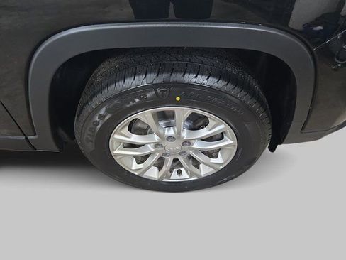 Used 2019 Jeep Cherokee Latitude w/ Cold Weather Group image 34