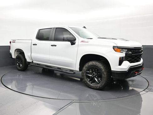 Used 2024 Chevrolet Silverado 1500 Custom Trail Boss AWD/4WD image 7