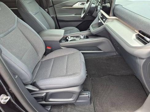New 2026 Ford Explorer Active AWD/4WD image 23