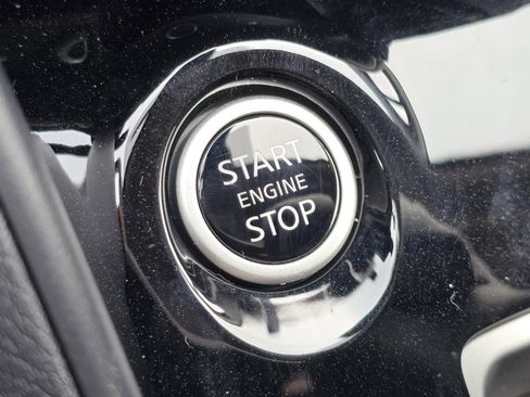 New 2025 Nissan Versa SV w/ Trunk Package image 16