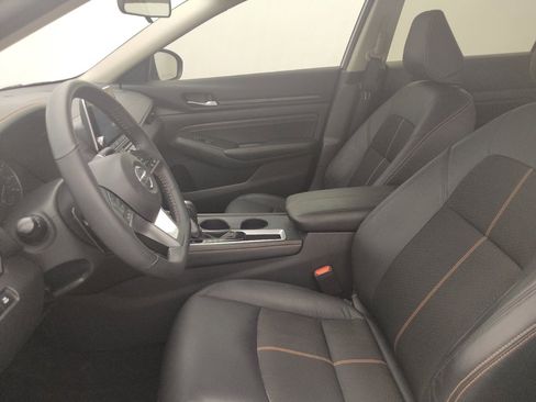 Used 2022 Nissan Altima 2.5 SR FWD image 17