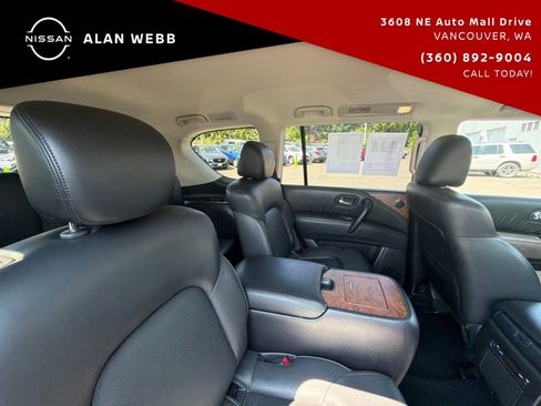 Used 2024 Nissan Armada SL w/ Captain's Chairs Package AWD/4WD image 25