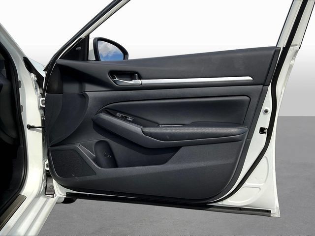 Certified 2025 Nissan Altima 2.5 SL FWD image 29