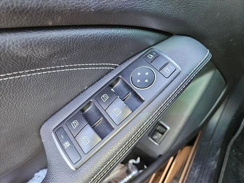 Used 2019 Mercedes-Benz GLA 250 GLA 250 image 14