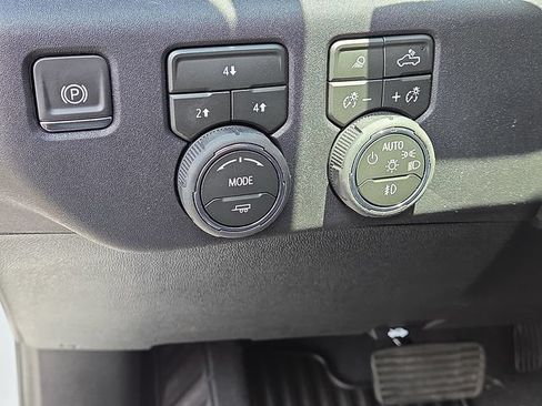 New 2026 Chevrolet Silverado 3500 LT w/ Safety Package AWD/4WD image 12