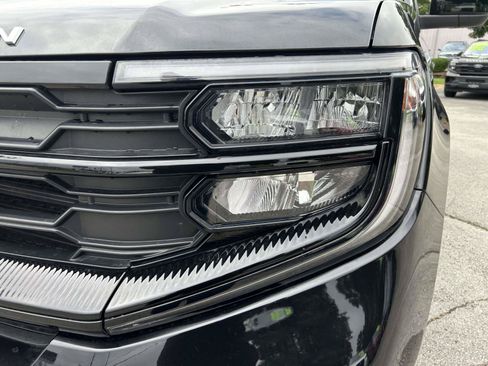 Used 2025 Ford Expedition Max Active RWD image 11