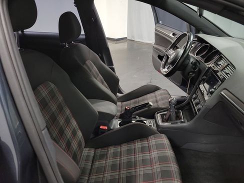 Used 2019 Volkswagen GTI SE FWD image 23