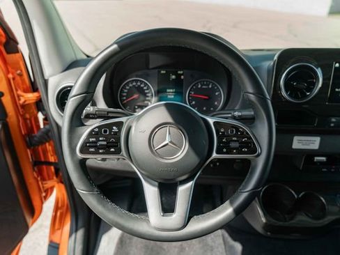 Used 2024 Mercedes-Benz Sprinter 3500 image 17