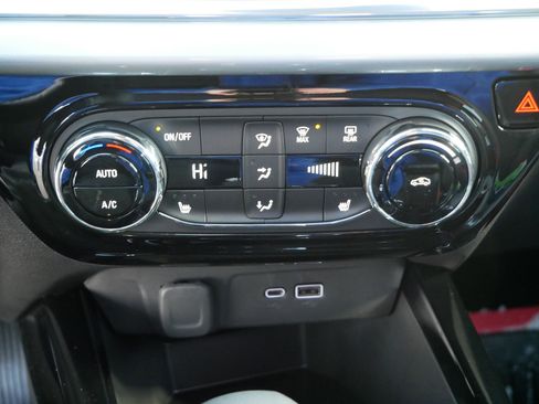 New 2026 Chevrolet Trax LT w/ Driver Confidence Package image 8