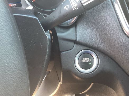Used 2020 Chevrolet Equinox LT AWD/4WD image 28