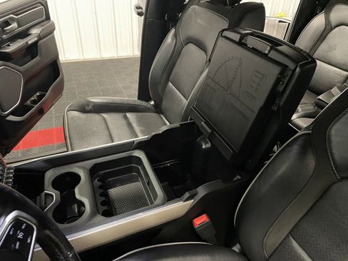 Used 2019 RAM 1500 Laramie image 38