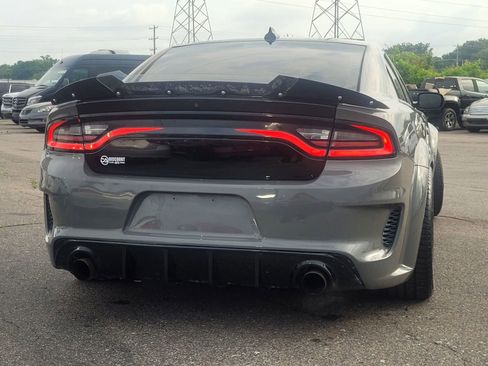 Used 2016 Dodge Charger R/T Scat Pack w/ Technology Group RWD image 14