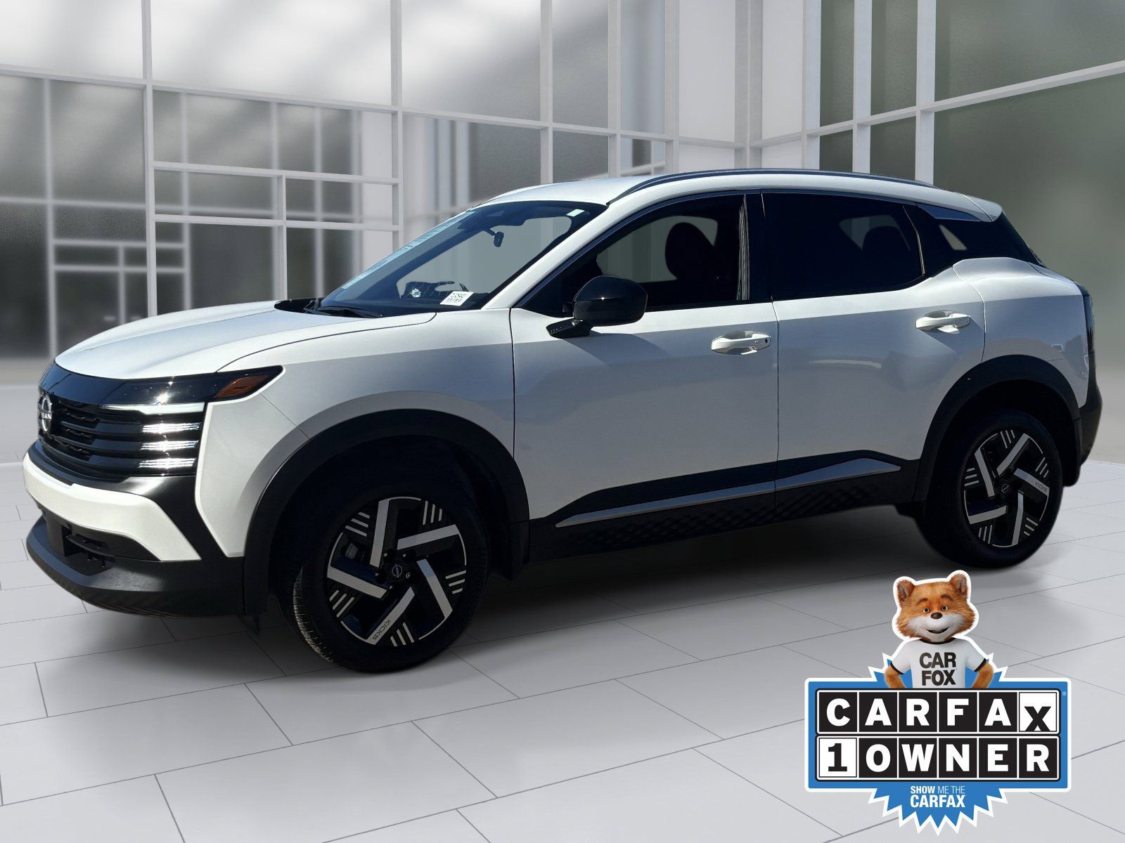 Certified 2026 Nissan Kicks SV FWD image 2