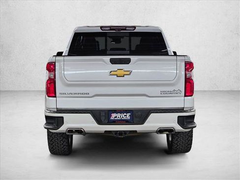 Used 2024 Chevrolet Silverado 1500 High Country w/ High Country Premium Package AWD/4WD image 7
