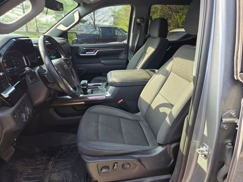 Used 2023 Chevrolet Silverado 1500 LT Trail Boss w/ Protection Package image 8