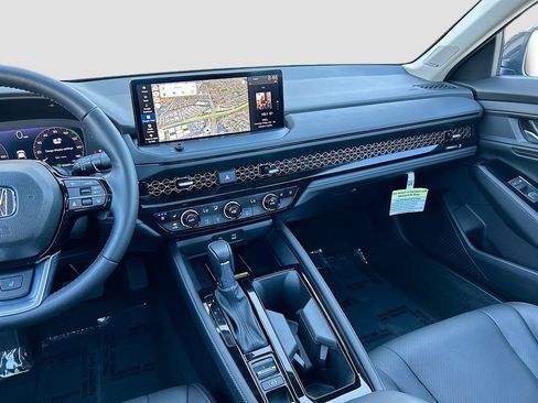 Certified 2025 Honda Accord Touring image 25