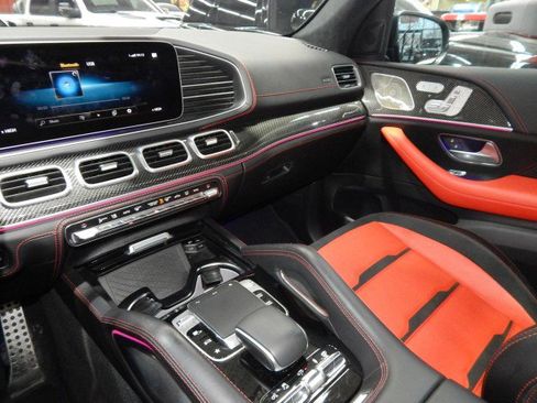 Used 2023 Mercedes-Benz GLE 53 AMG 4MATIC image 24