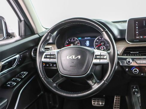 Used 2022 Kia Telluride SX image 12