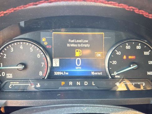 Used 2024 Ford Explorer ST-Line w/ Class IV Trailer Tow Package image 5