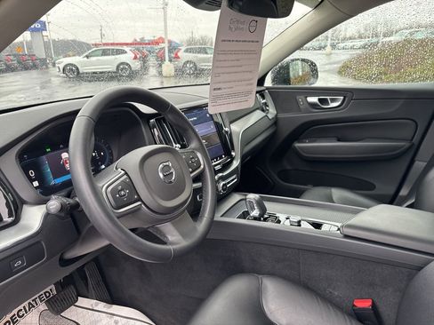 Certified 2023 Volvo XC60 B5 Core w/ Climate Package image 19