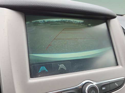 Used 2018 Chevrolet Cruze LS image 31