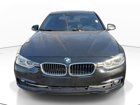 Used 2018 BMW 330i Sedan image 2