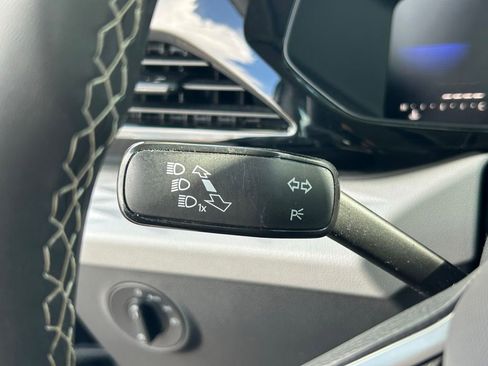 Used 2023 Volkswagen Taos S FWD image 24