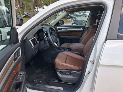 Used 2023 Volkswagen Atlas SEL AWD/4WD image 29