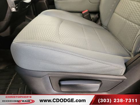 Used 2017 RAM 1500 Express w/ Black Ram 1500 Express Group image 18