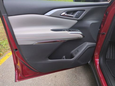 New 2027 Chevrolet Traverse LT w/ Midnight/Sport Edition FWD image 13
