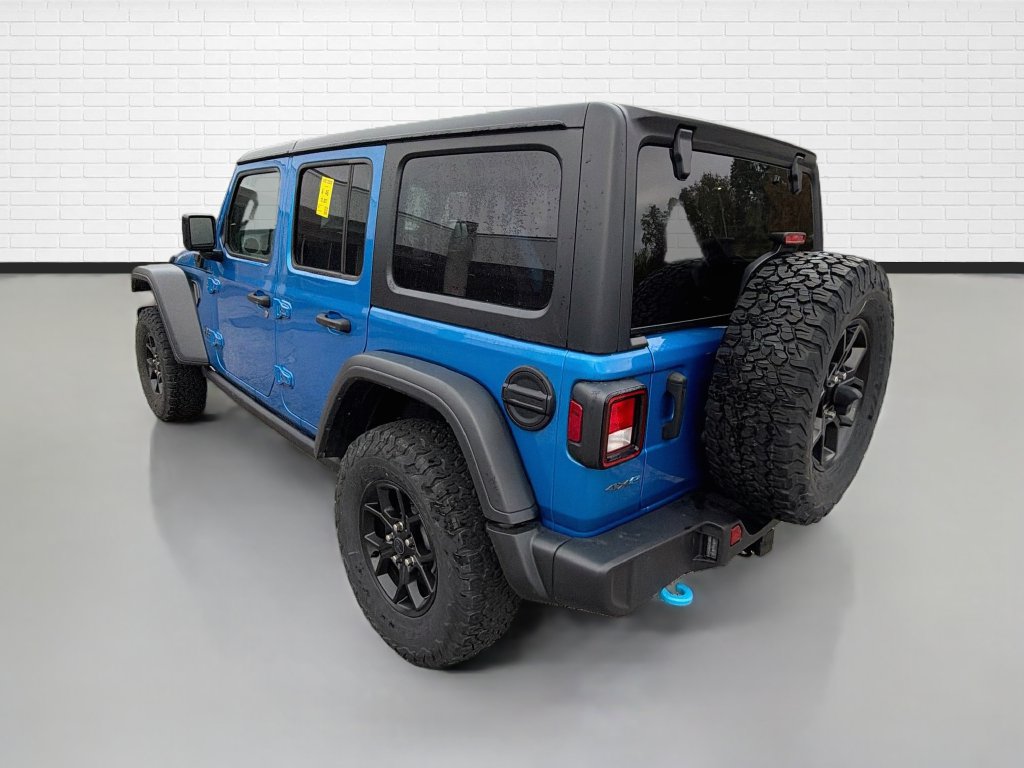 Used 2024 Jeep Wrangler Unlimited AWD/4WD image 7