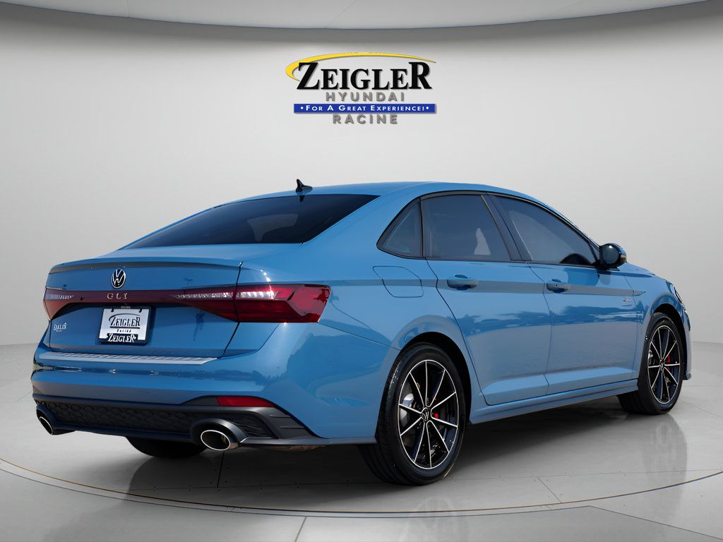 Used 2025 Volkswagen Jetta GLI Autobahn FWD image 7