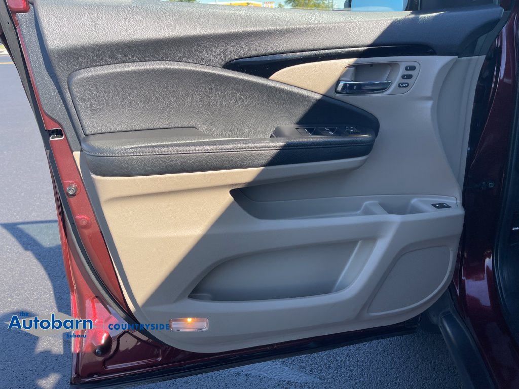 Used 2019 Honda Pilot Elite image 10