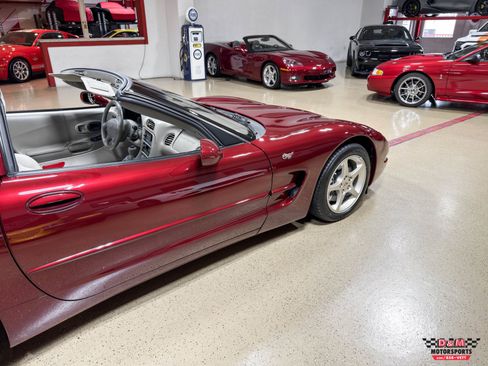 Used 2003 Chevrolet Corvette 50th Anniversary Edition w/ Preferred Equipment Group RWD image 53