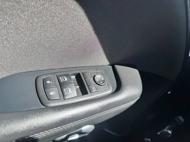 Used 2023 Dodge Challenger SXT RWD image 14