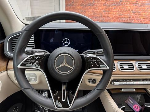 Certified 2024 Mercedes-Benz GLS 450 4MATIC image 14