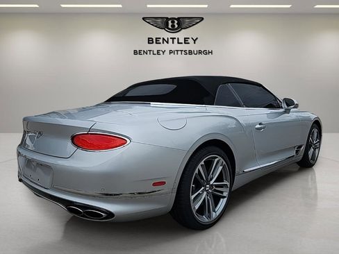 Used 2021 Bentley Continental GT image 15
