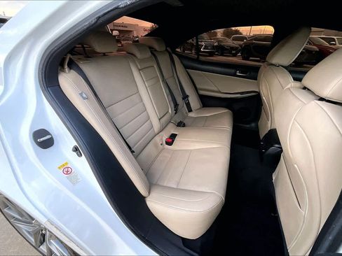 Used 2018 Lexus IS 300 F Sport w/ F Sport Package image 19