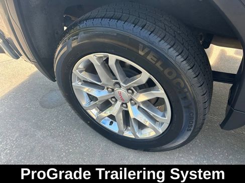 Used 2021 GMC Sierra 1500 SLT w/ SLT Premium Package RWD image 28