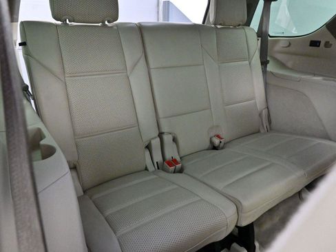 Used 2021 Cadillac Escalade Premium Luxury Platinum w/ Heavy-Duty Trailer Package image 41