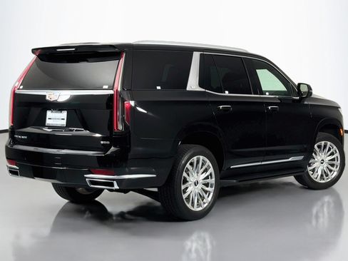 Used 2023 Cadillac Escalade Premium Luxury AWD/4WD image 13
