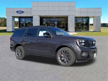 New 2025 Ford Expedition Platinum w/ Stealth Performance Package