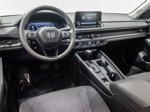 Used 2025 Honda Accord SE image 6