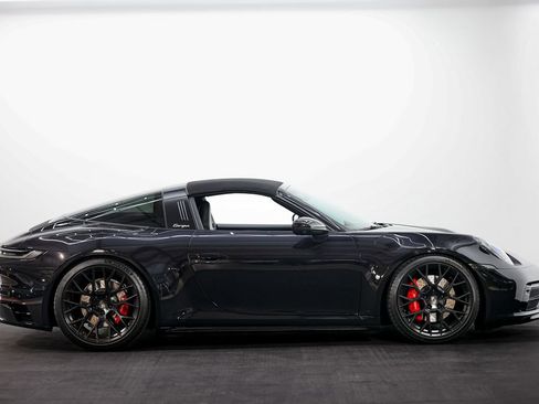 Used 2022 Porsche 911 Targa 4S AWD/4WD image 3