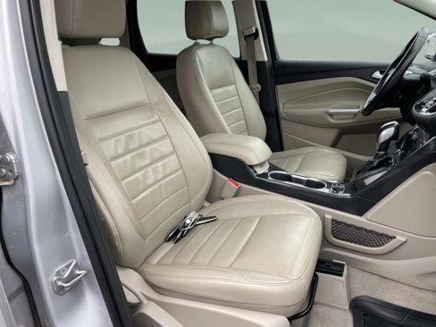 Used 2014 Ford Escape Titanium FWD image 19