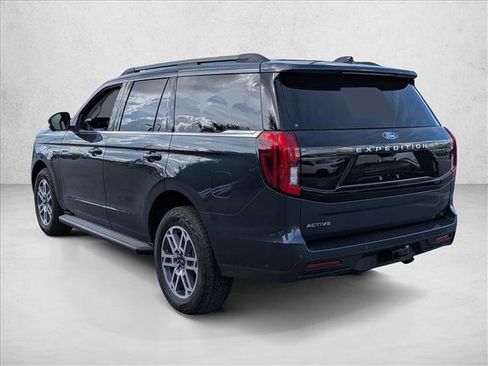 Used 2025 Ford Expedition Active AWD/4WD image 8