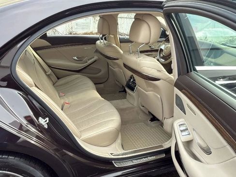 Used 2014 Mercedes-Benz S 550 Sedan image 24