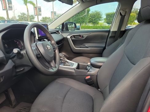 Used 2024 Toyota RAV4 LE FWD image 19